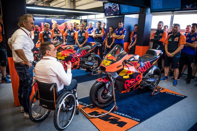 Ktm motogp mở lời mời valentino rossi