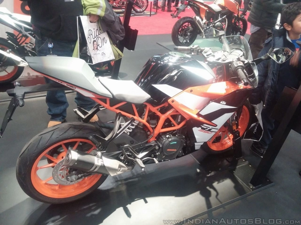 Ktm rc390 2017 chính thức ra mắt vào ngày 1901 tại thị trường ấn độ