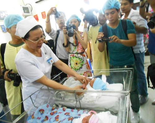 Kỳ diệu ca sinh 5 tại bệnh viện từ dũ
