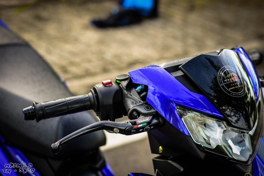 Lặng nhìn exciter 150 2019 độ phiên bản movistar đẹp ngất ngây từ biker việt