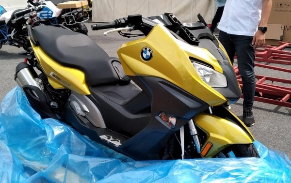 Lộ diện bmw c650 2018 mẫu tay ga đời mới tại đất thái