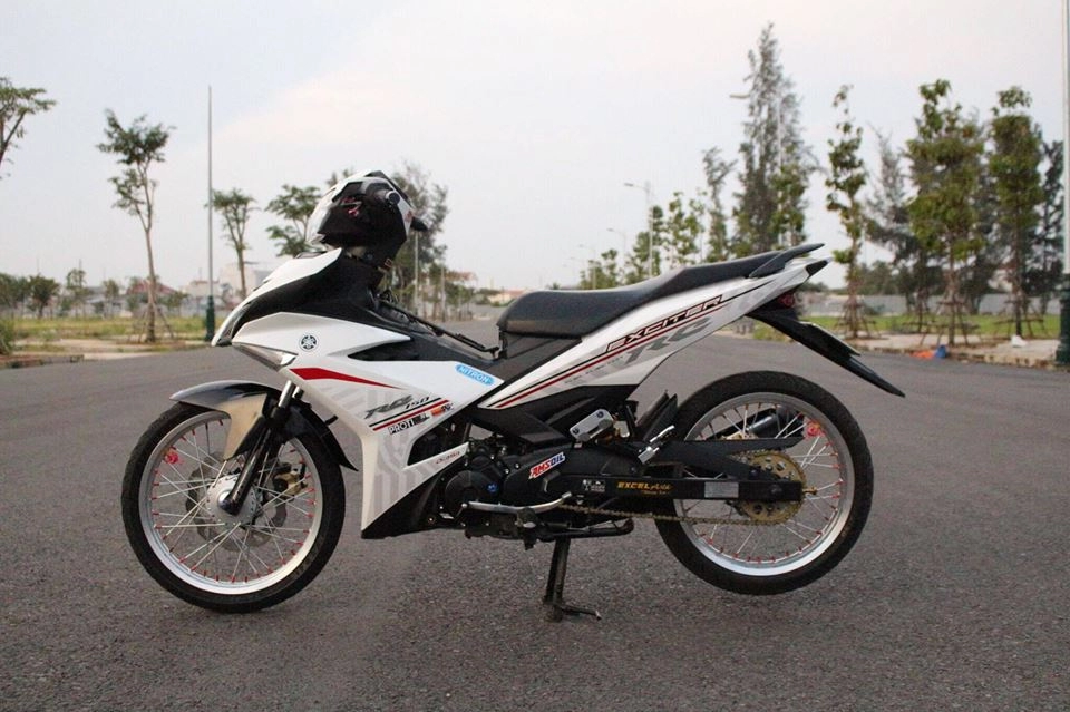 Lướt nhẹ cùng exciter 150 độ của biker phan thiết