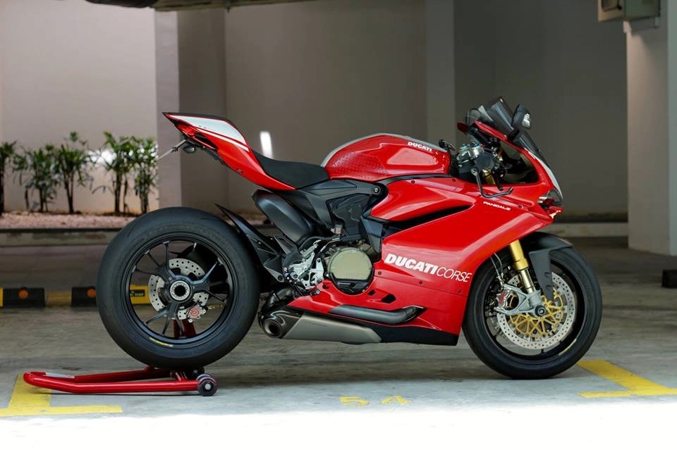 Mãn nhãn với superbike ducati 1299 panigale s độ cực chất