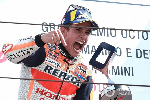 motogp 2019 marquez xuất sắc đánh bại quartararo tại misano