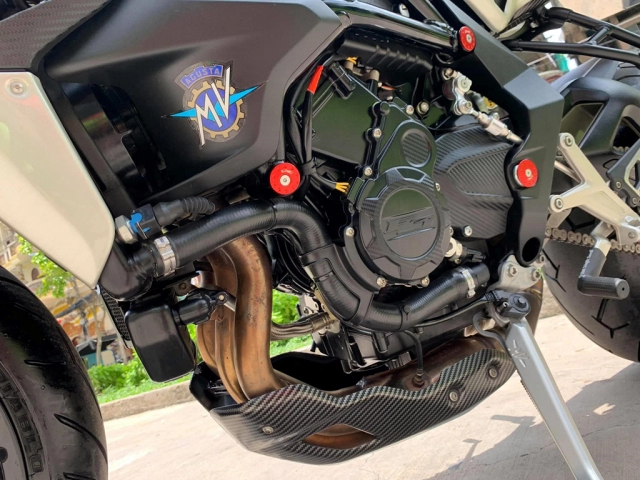 Mv agusta brutale 800 dragster rr độ ấn tượng với phong cách cơ bắp