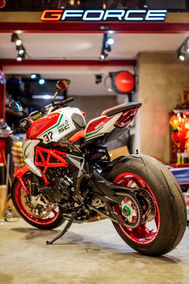 Mv agusta brutale 800 nâng cấp đầy kịch tính tại g-force thailand