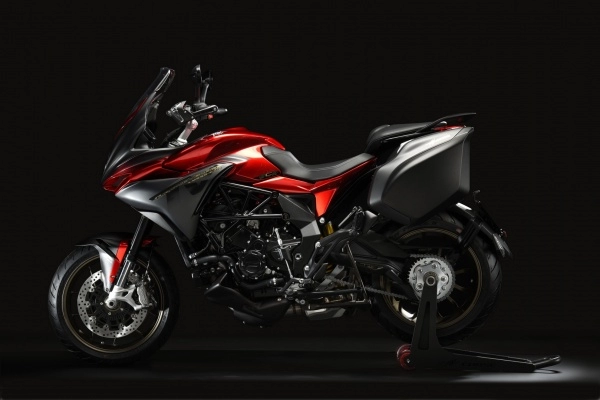 Mv agusta turismo veloce 800 lusso scs lộ diện hoàn toàn mới mẻ