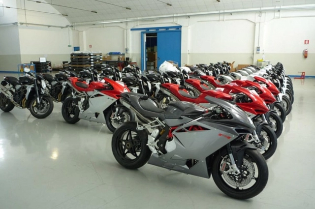 Mv agusta vẫn tiếp tục mở các cơ sở sản xuất khi virus covid-19 đang hoành hành