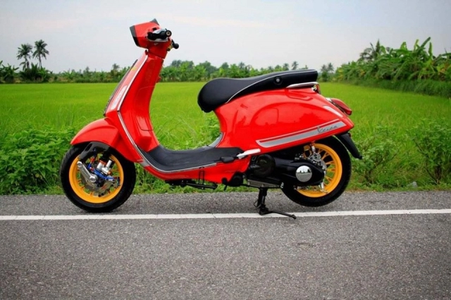 Ngắm nhìn dòng vespa sprint độ full option cực lịch lãm