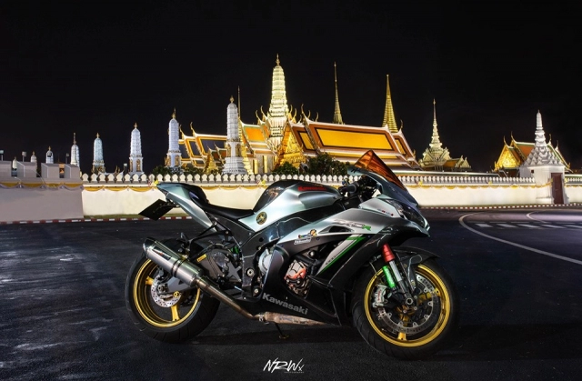 Ninja zx-10r diện kiến hoàn hảo với gam màu mới cực bén