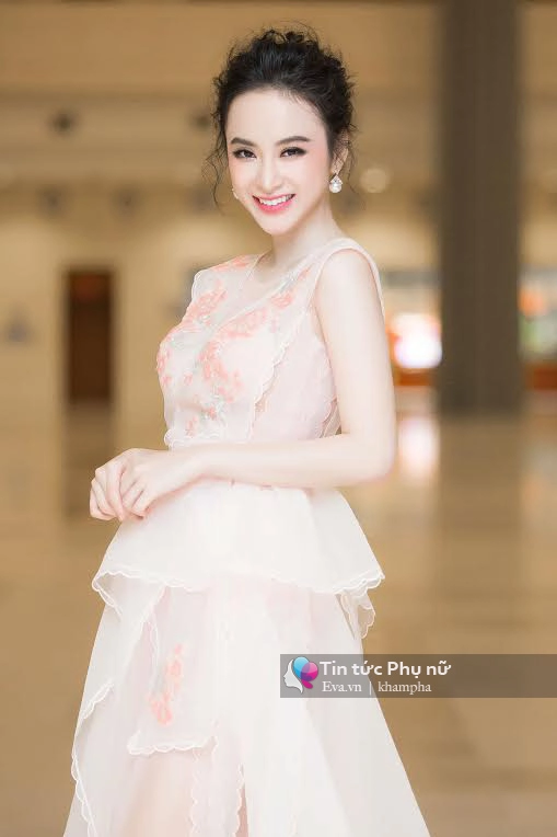 Nữ hoàng thảm đỏ angela phương trinh đã trở lại và lợi hại gấp đôi