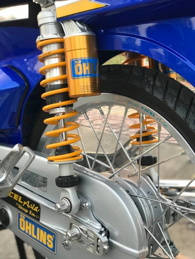 Ông hoàng honda dream sở hữu combo ohlins chất lượng