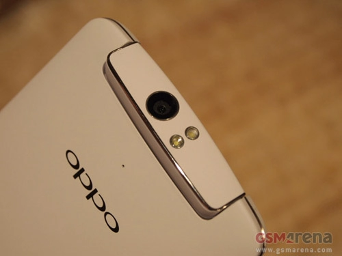 Oppo n1 chiếc smartphone đầu tiên có camera xoay