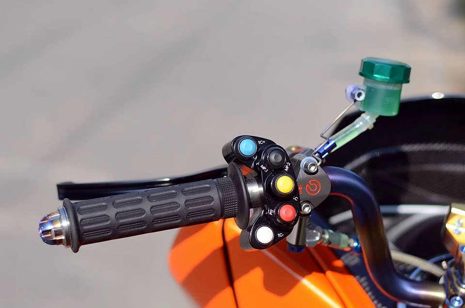 Pcx 150 2018 độ lộng lẫy sắc cam đầy nổi bật của biker nước bạn