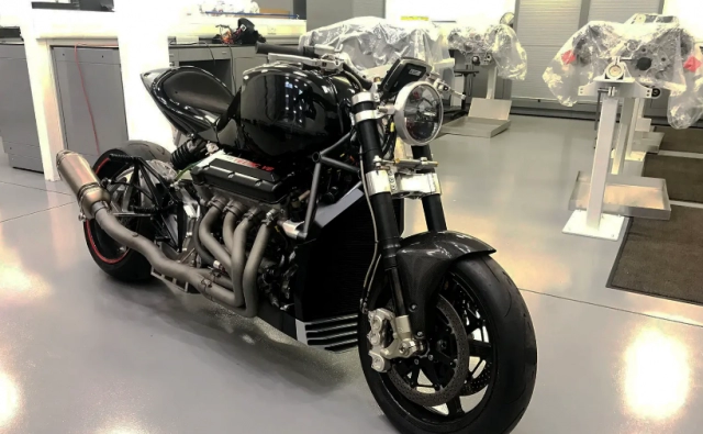 Ra mắt eisenberg trang bị động cơ v8 3000cc công suất 480 mã lực