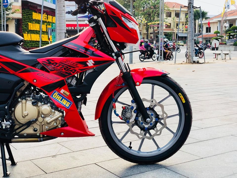 Satria f150 độ đẹp ngất ngây với loạt đồ chơi kiểng của biker bình dương