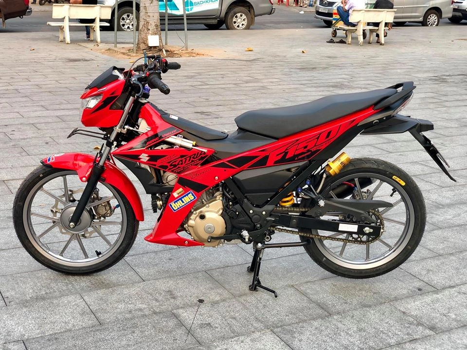 Satria f150 độ đẹp ngất ngây với loạt đồ chơi kiểng của biker bình dương