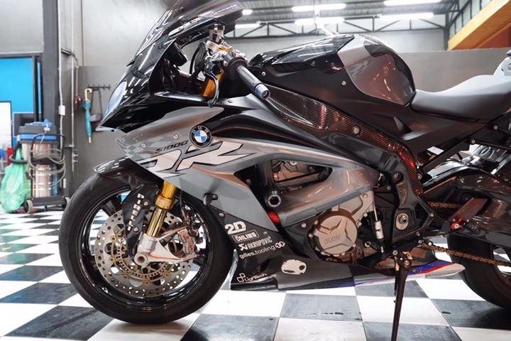 Siêu phẩm bmw s1000rr cùng những nâng cấp hàng xịn