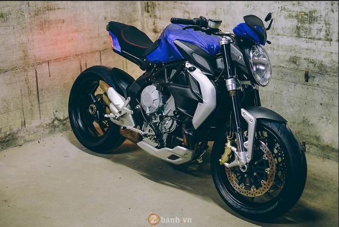 Siêu phẩm mv agusta dragster 800rr với bản độ deep blue full carbon