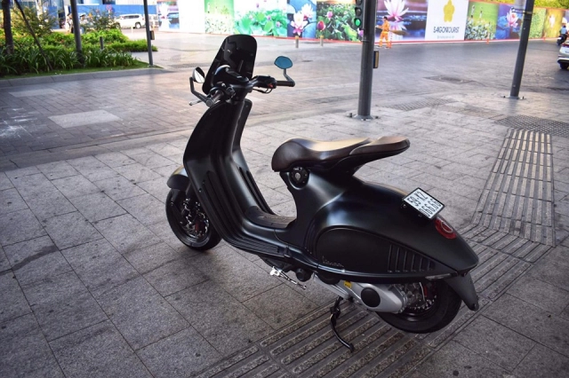 Siêu phẩm vespa 946 armani thanh lịch hơn với dàn đồ chơi chất lượng