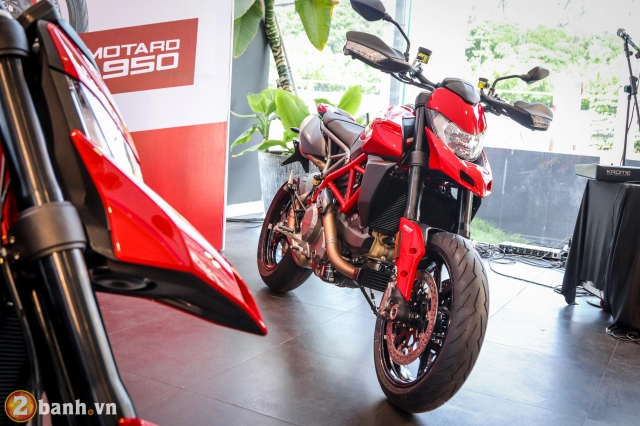 Soi chi tiết ducati hypermotard 950 thế hệ mới giá 460 triệu tại việt nam