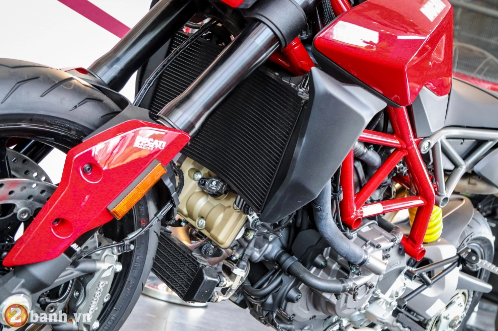 Soi chi tiết ducati hypermotard 950 thế hệ mới giá 460 triệu tại việt nam