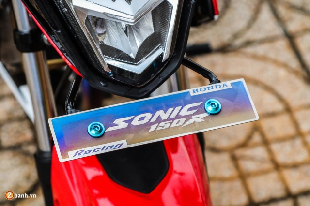 Sonic 150r dẫn đầu trào lưu - tạo nên phong cách với loạt đồ chơi đắt giá