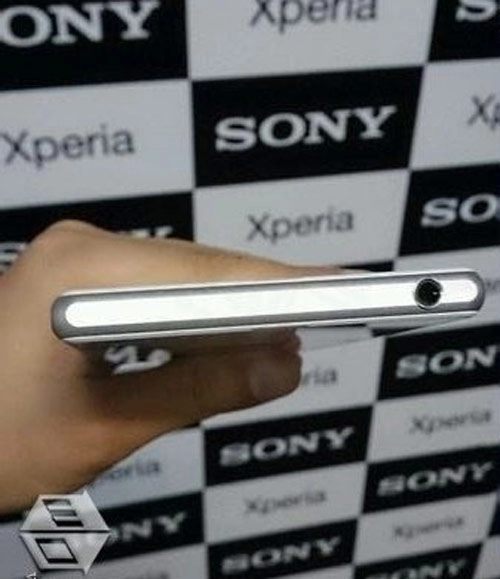 Sony xperia z1 sử dụng camera g-lens