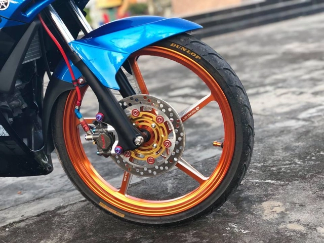 Spark 135 độ ước tính dàn chân trên 100 triệu của biker long xuyên