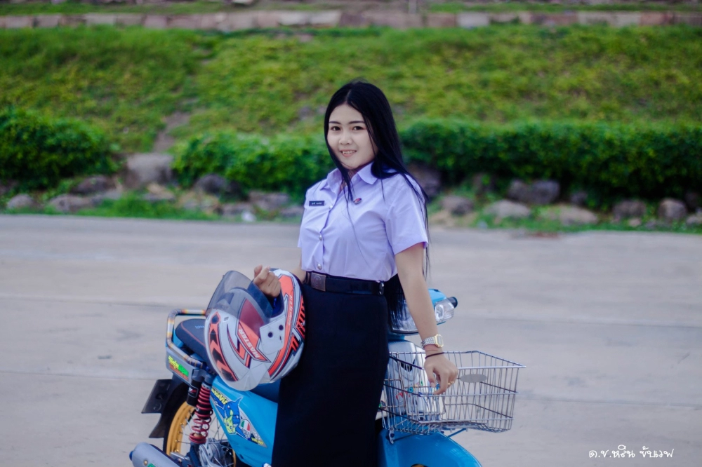 Super cub độ của cô nàng cấp 3 có gì đặc biệt