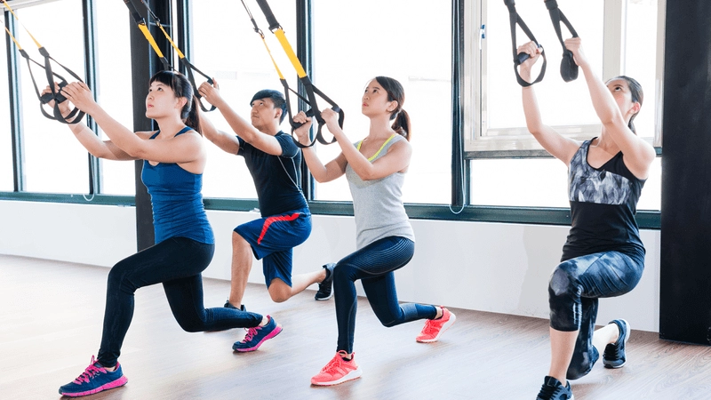 Tập gymtại nhà con trai lệ quyên nâng tạ khác hẳnquý tử hà hồ 10 tuổi chuẩn soái ca