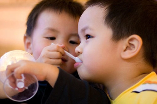 Trẻ em có nên thường xuyên ăn phô mai và sữa chua