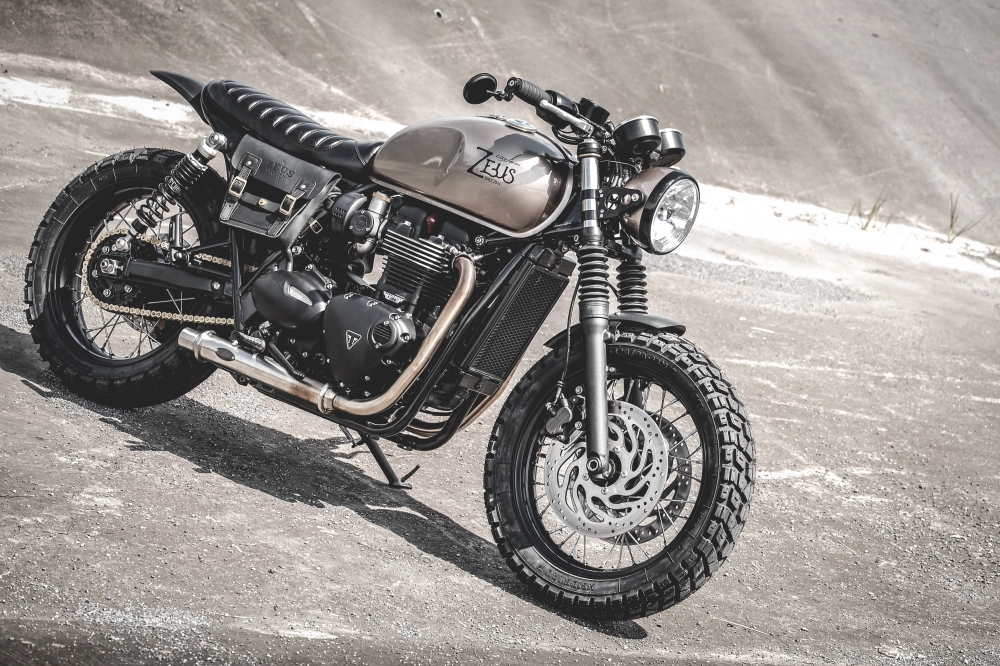 Triumph bonneville t120 xế độ cổ điển đậm chất chơi đến từ zeus custom