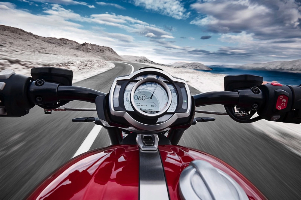 Triumph rocket 3 được tiết lộ giá bán sau một năm ra mắt