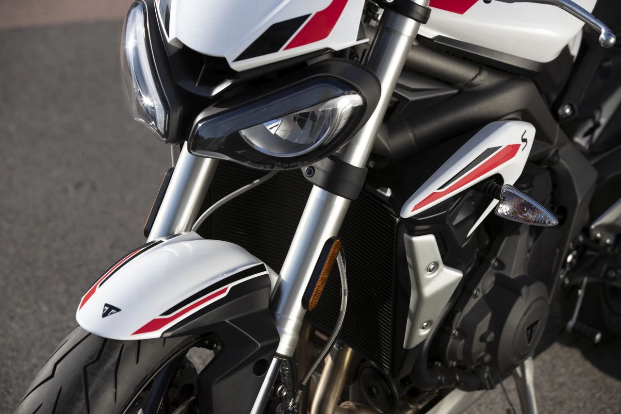 Triumph street triple rs 2020 ra mắt tại đná với giá từ 340 triệu đồng