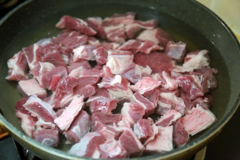 Trời nồm ẩm nhớ nấu ngay món nhiều sắt bổ máu này để tăng đề kháng cho cả nhà