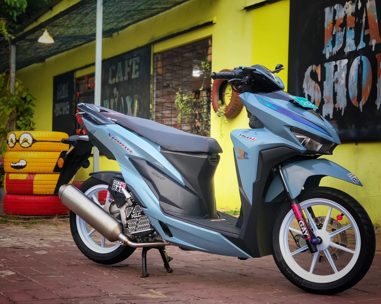 Vario 150 độ dàn chân đẹp vi diệu của biker miền biển