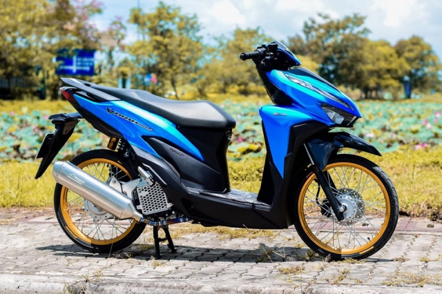 Vario 150 độ dàn chân ngọc ngà sau khi được nâng cấp toàn diện