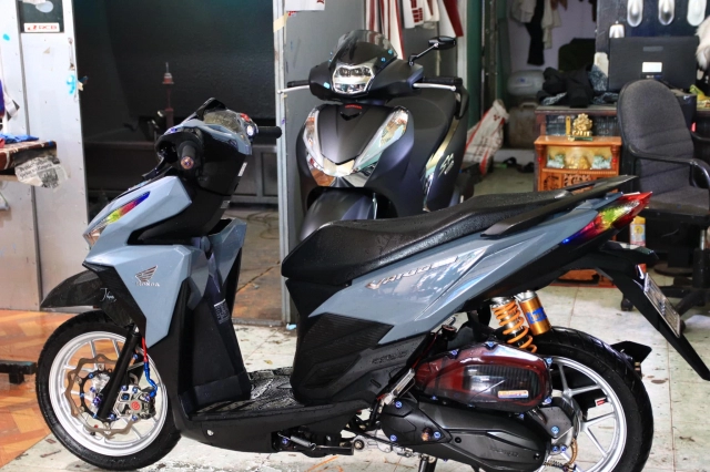 Vario 150 độ đẹp ngất ngây với gam màu xi măng của biker phố biển