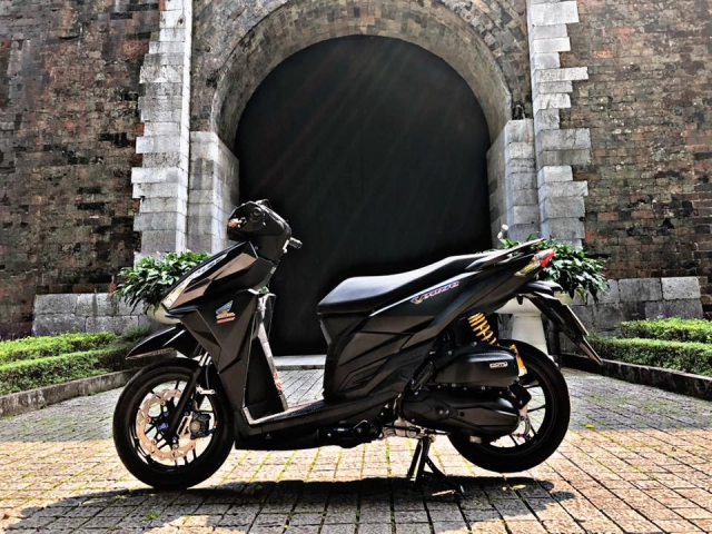 Vario 150 độ full tem titan cùng ống xả carbon fiber