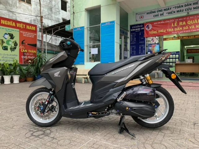 Vario 150 độ mạnh mẽ với hơi thở sbk cùng giảm xóc 2019 đầy mới mẻ