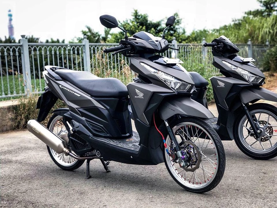 Vario 150 độ sập sàn với loạt đồ chơi chất của biker vĩnh long