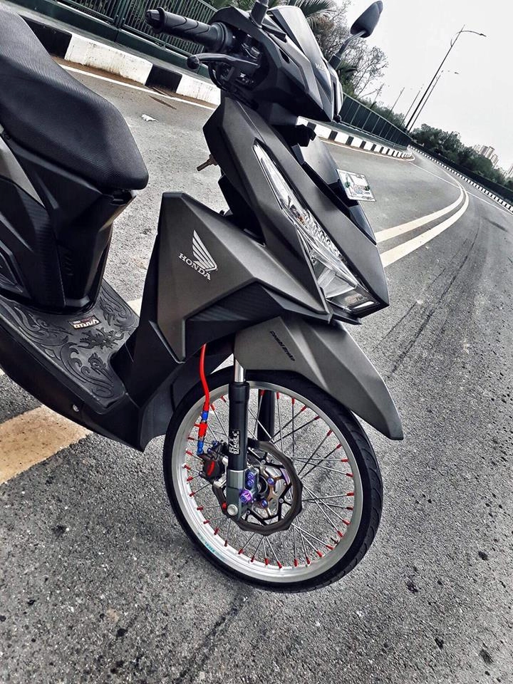 Vario 150 độ sập sàn với loạt đồ chơi chất của biker vĩnh long