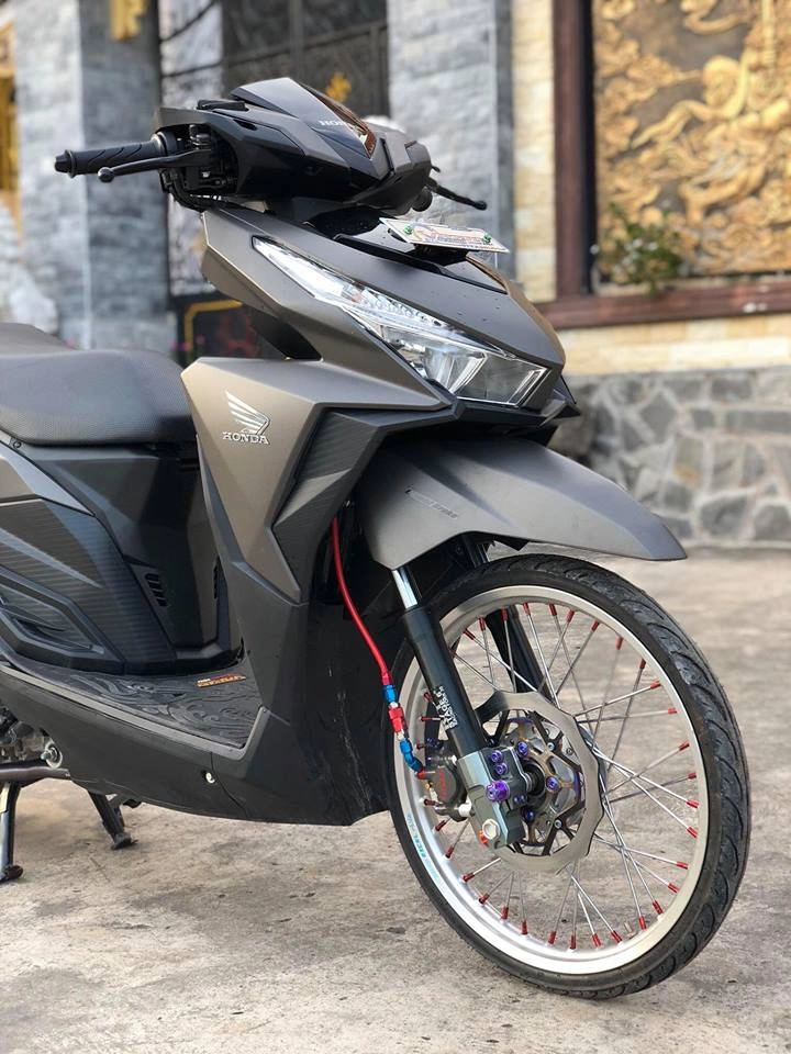 Vario 150 độ sập sàn với loạt đồ chơi chất của biker vĩnh long