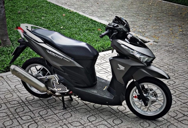 Vario 150 độ tuyệt đỉnh với ống xả 