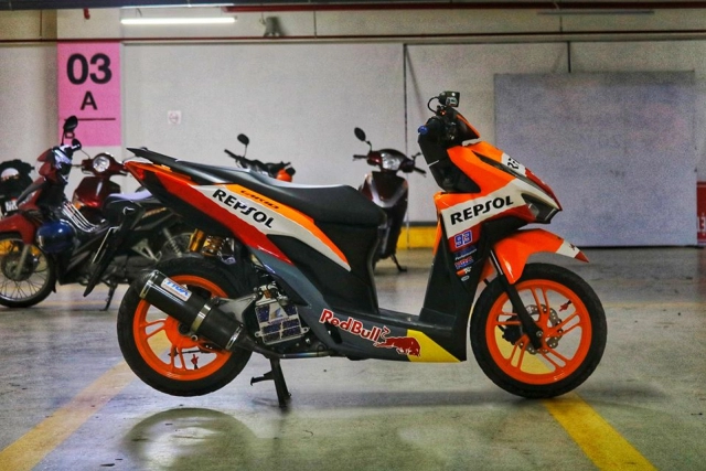 Vario 150 lột xác với phong cách repsol vừa lạ vừa ngầu