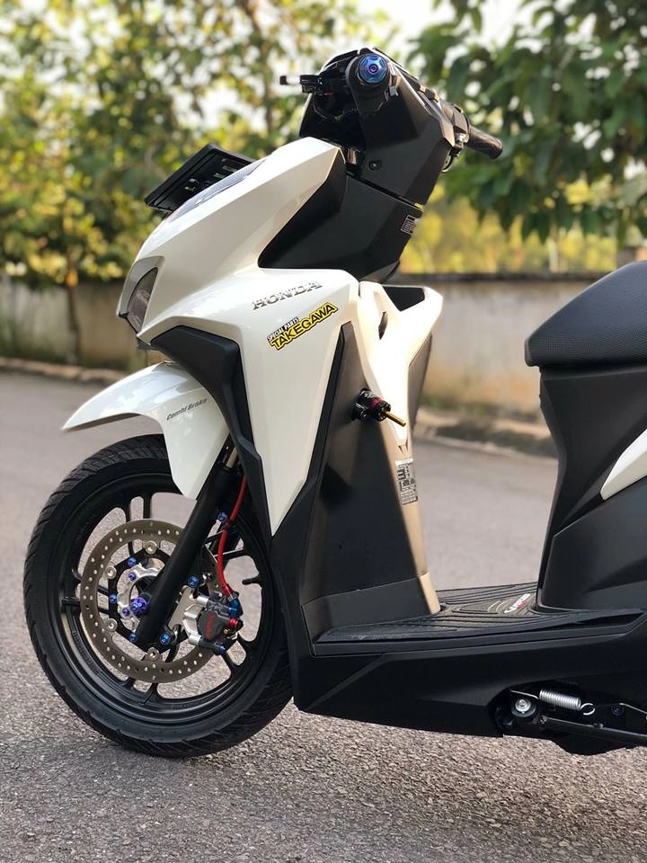 Vario 2018 độ siêu vip với option đồ chơi có giá trị đắt hơn cả chiếc xe