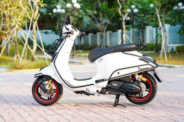 Vespa primavera độ siêu khủng như vẫn giữ được đôi nét cổ điển