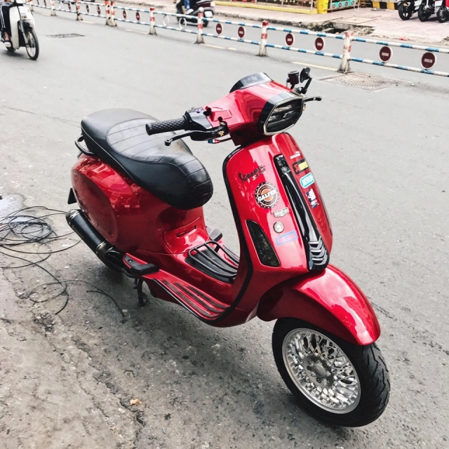 Vespa sprint độ gói trang bị bạc triệu của dân chơi đất sài thành