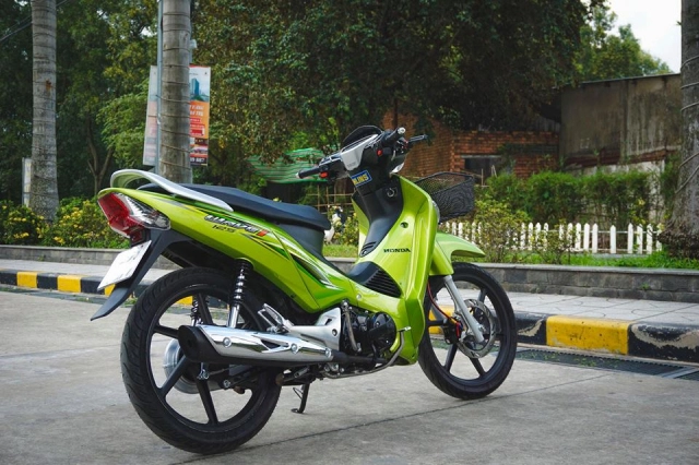 Wave 125 độ áo xanh con két xem là sẽ mê